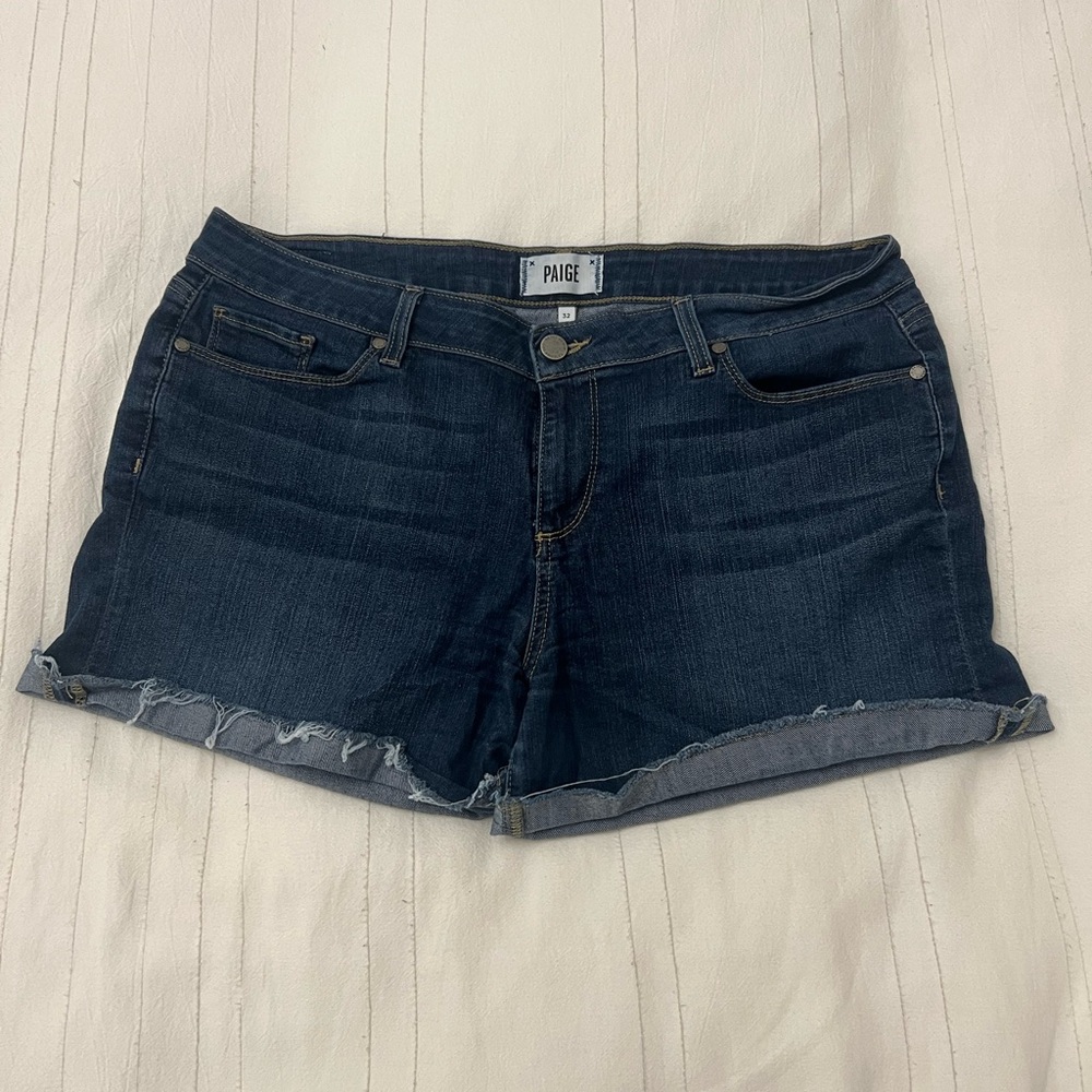Paige Denim Shorts Sz 32
